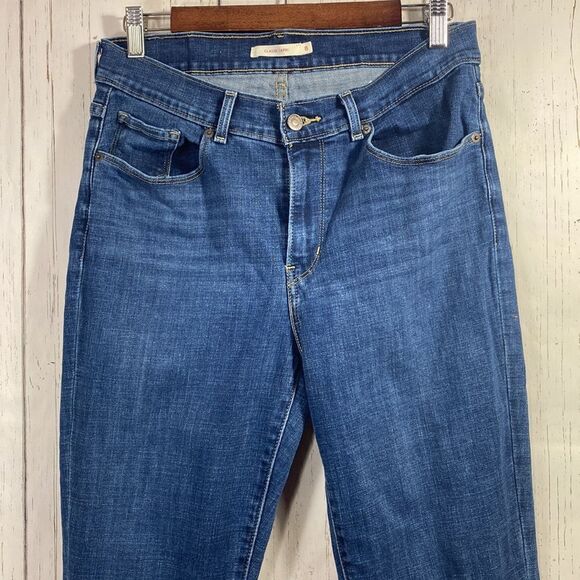 Levis Womens Classic Capri Jeans - Picture 7 of 13